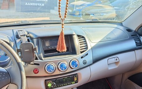 Mitsubishi L200 IV рестайлинг, 2007 год, 1 300 000 рублей, 2 фотография