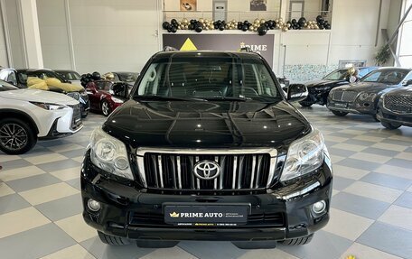 Toyota Land Cruiser Prado 150 рестайлинг 2, 2011 год, 2 849 000 рублей, 2 фотография