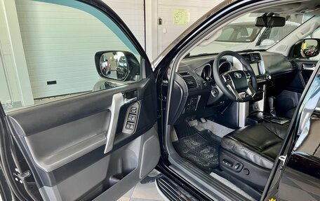 Toyota Land Cruiser Prado 150 рестайлинг 2, 2011 год, 2 849 000 рублей, 9 фотография