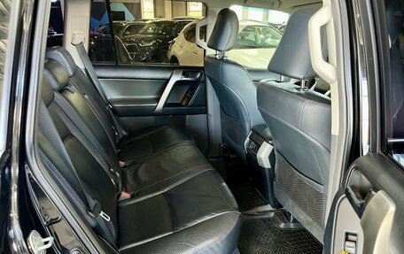 Toyota Land Cruiser Prado 150 рестайлинг 2, 2011 год, 2 849 000 рублей, 21 фотография