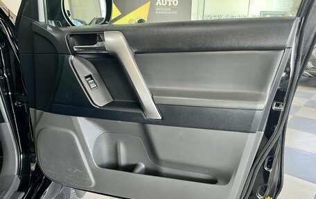 Toyota Land Cruiser Prado 150 рестайлинг 2, 2011 год, 2 849 000 рублей, 23 фотография