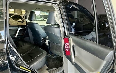 Toyota Land Cruiser Prado 150 рестайлинг 2, 2011 год, 2 849 000 рублей, 19 фотография