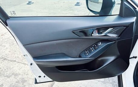Mazda CX-4, 2021 год, 1 554 000 рублей, 5 фотография