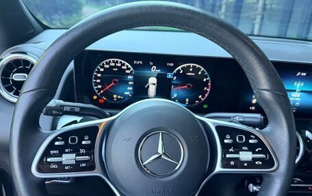 Mercedes-Benz GLB, 2022 год, 2 233 000 рублей, 10 фотография