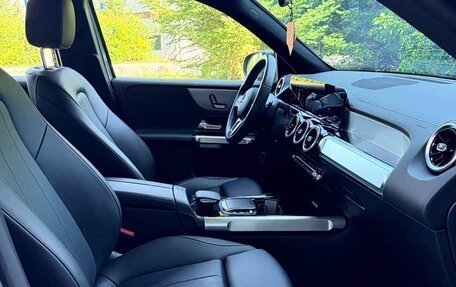 Mercedes-Benz GLB, 2022 год, 2 233 000 рублей, 12 фотография