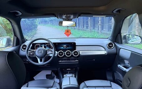 Mercedes-Benz GLB, 2022 год, 2 233 000 рублей, 11 фотография