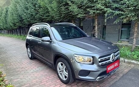Mercedes-Benz GLB, 2022 год, 2 233 000 рублей, 3 фотография