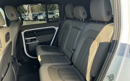 Land Rover Defender II, 2021 год, 5 250 000 рублей, 14 фотография