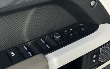 Land Rover Defender II, 2021 год, 5 250 000 рублей, 23 фотография