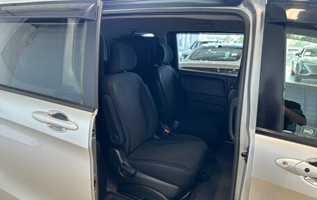 Honda Freed I, 2012 год, 1 249 999 рублей, 19 фотография