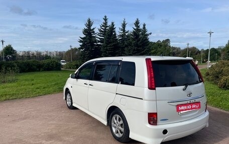 Toyota ISis I, 2010 год, 930 000 рублей, 8 фотография