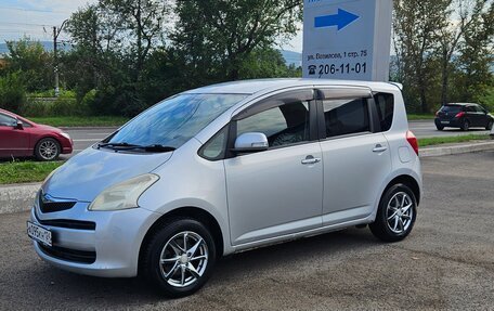Toyota Ractis I, 2005 год, 500 000 рублей, 2 фотография