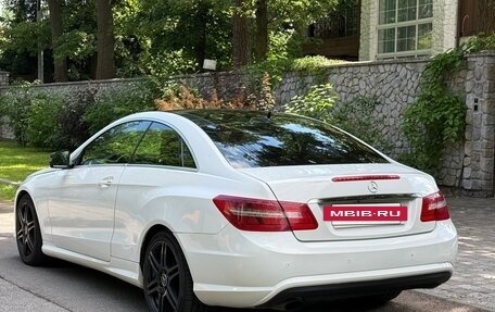 Mercedes-Benz E-Класс, 2012 год, 1 470 000 рублей, 11 фотография