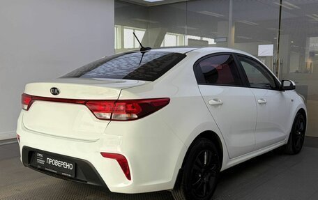 KIA Rio IV, 2018 год, 1 360 000 рублей, 6 фотография