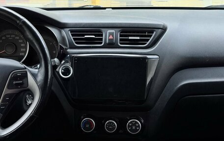 KIA Rio III рестайлинг, 2015 год, 899 000 рублей, 18 фотография