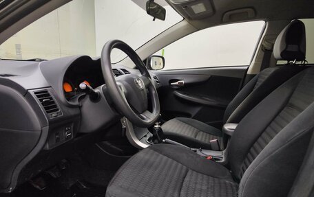 Toyota Corolla, 2011 год, 930 000 рублей, 20 фотография