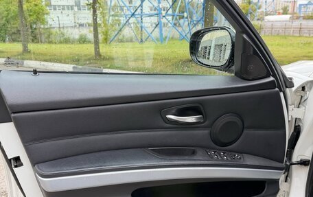 BMW 3 серия, 2009 год, 1 600 000 рублей, 11 фотография