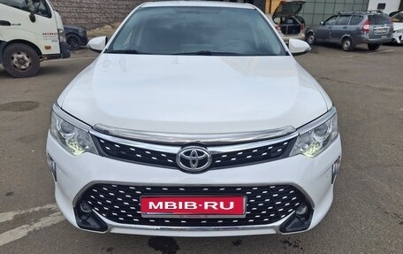 Toyota Camry, 2015 год, 1 900 000 рублей, 1 фотография