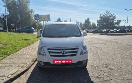 Hyundai Grand Starex Grand Starex I рестайлинг 2, 2016 год, 2 100 000 рублей, 7 фотография