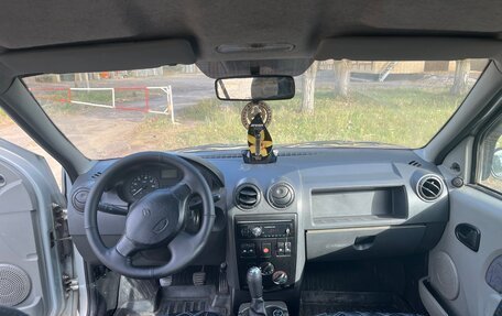 Renault Logan I, 2006 год, 165 000 рублей, 6 фотография