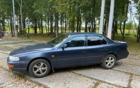 Toyota Camry, 1993 год, 250 000 рублей, 3 фотография