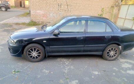 Mitsubishi Carisma I, 2003 год, 320 000 рублей, 5 фотография