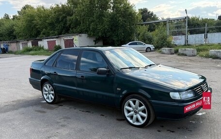 Volkswagen Passat B4, 1995 год, 260 000 рублей, 4 фотография