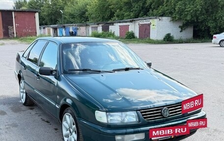Volkswagen Passat B4, 1995 год, 260 000 рублей, 3 фотография