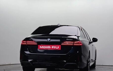 BMW 5 серия, 2024 год, 6 500 000 рублей, 4 фотография
