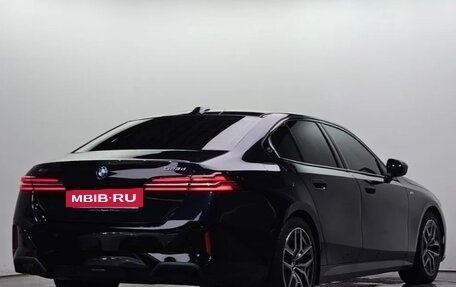 BMW 5 серия, 2024 год, 6 500 000 рублей, 2 фотография