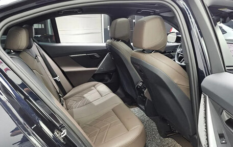BMW 5 серия, 2024 год, 6 500 000 рублей, 15 фотография