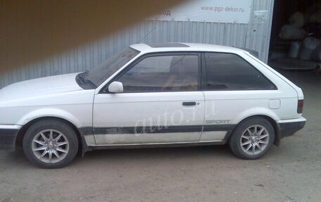 Mazda 323, 1987 год, 90 000 рублей, 4 фотография