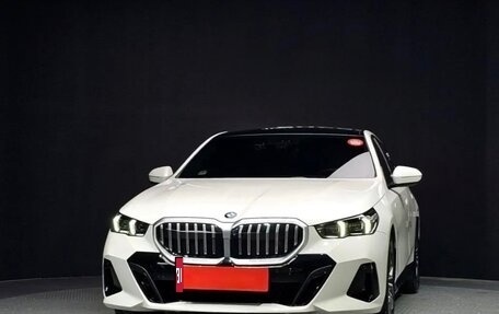 BMW 5 серия, 2024 год, 6 734 000 рублей, 3 фотография