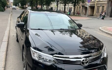 Toyota Camry, 2016 год, 2 000 000 рублей, 5 фотография