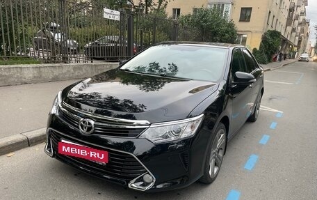 Toyota Camry, 2016 год, 2 000 000 рублей, 4 фотография