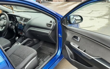 KIA Rio III рестайлинг, 2013 год, 920 000 рублей, 10 фотография