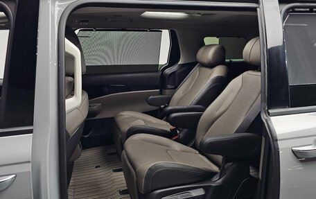 KIA Carnival, 2024 год, 5 760 000 рублей, 10 фотография