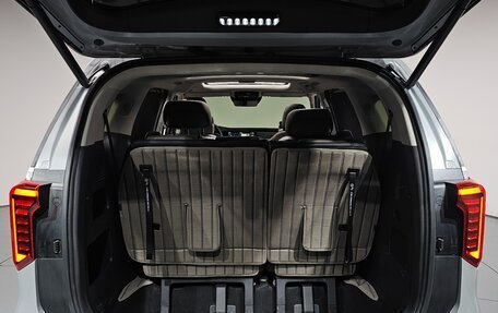 KIA Carnival, 2024 год, 5 760 000 рублей, 29 фотография
