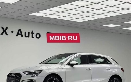 Audi A3, 2023 год, 1 650 000 рублей, 11 фотография