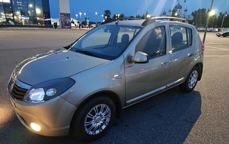 Renault Sandero I, 2011 год, 535 000 рублей, 2 фотография