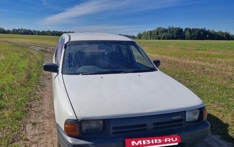 Nissan AD I, 1999 год, 125 000 рублей, 2 фотография