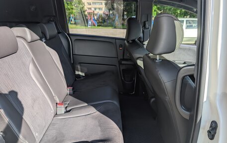 Honda Freed I, 2012 год, 1 050 000 рублей, 9 фотография