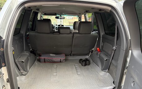 Toyota Land Cruiser Prado 120 рестайлинг, 2004 год, 1 600 000 рублей, 9 фотография