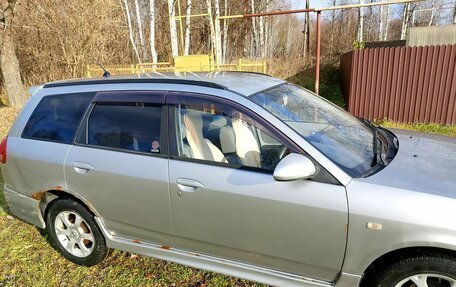 Nissan Wingroad III, 2003 год, 180 000 рублей, 3 фотография