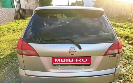 Nissan Wingroad III, 2003 год, 180 000 рублей, 2 фотография