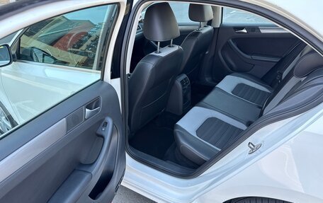 Volkswagen Jetta VI, 2013 год, 1 199 000 рублей, 13 фотография