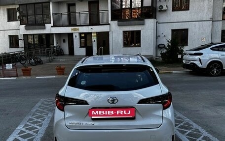 Toyota Corolla, 2022 год, 1 870 000 рублей, 4 фотография