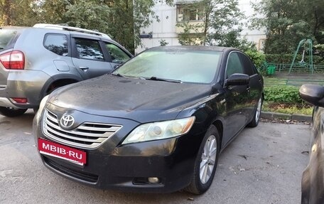 Toyota Camry, 2007 год, 590 000 рублей, 2 фотография