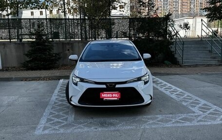 Toyota Corolla, 2022 год, 1 870 000 рублей, 2 фотография