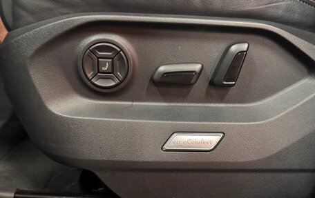 Volkswagen Touareg III, 2019 год, 5 080 000 рублей, 15 фотография
